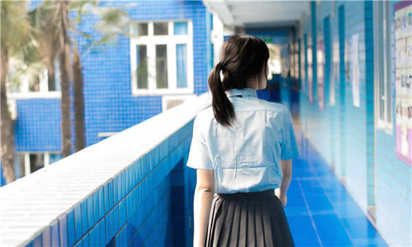 南华如何找到一个可以帮助我生孩子的女人？