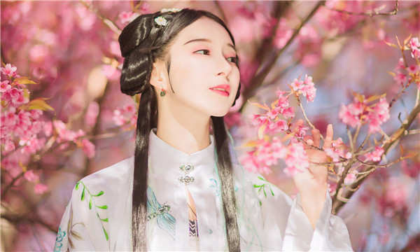 南华供卵试管婴儿：助您实现家庭梦想的科学方案